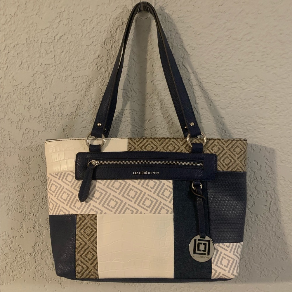 😊Liz Claiborne tote bag